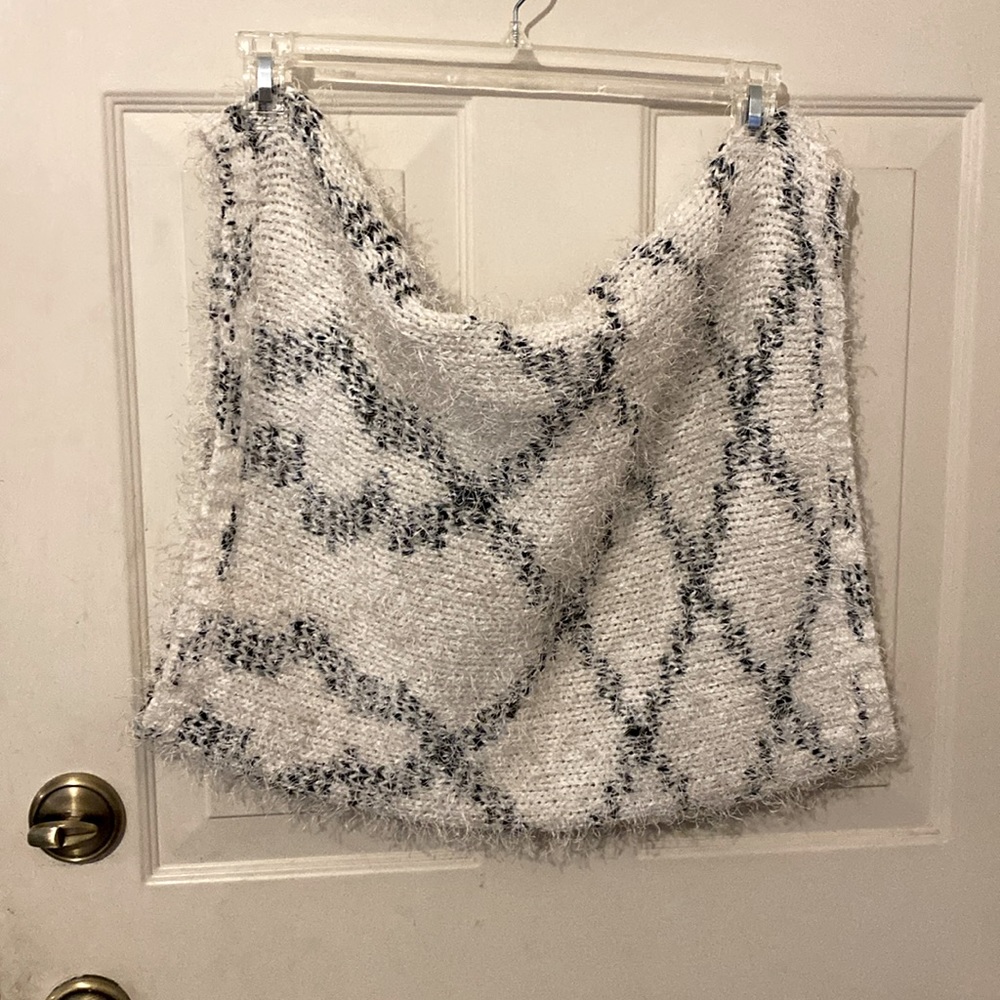 Infinity Scarf OS